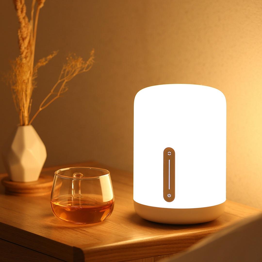 新しい Xiaomi Mijia スマートベッドサイドランプ - Smart Home Xiaomi Kit のレビューと価格